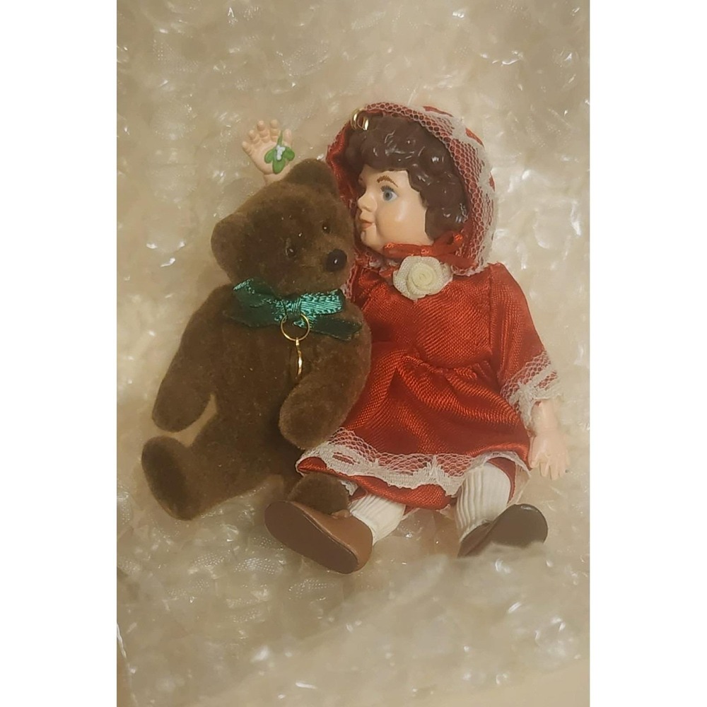 Hallmark Julianne and Teddy 1993 Special Edition Christmas Keepsake Ornament